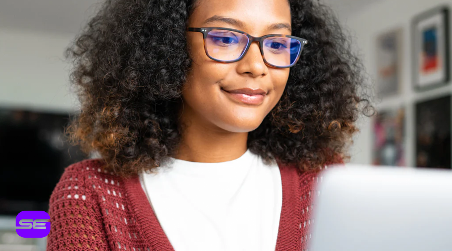When should you wear blue light glasses?