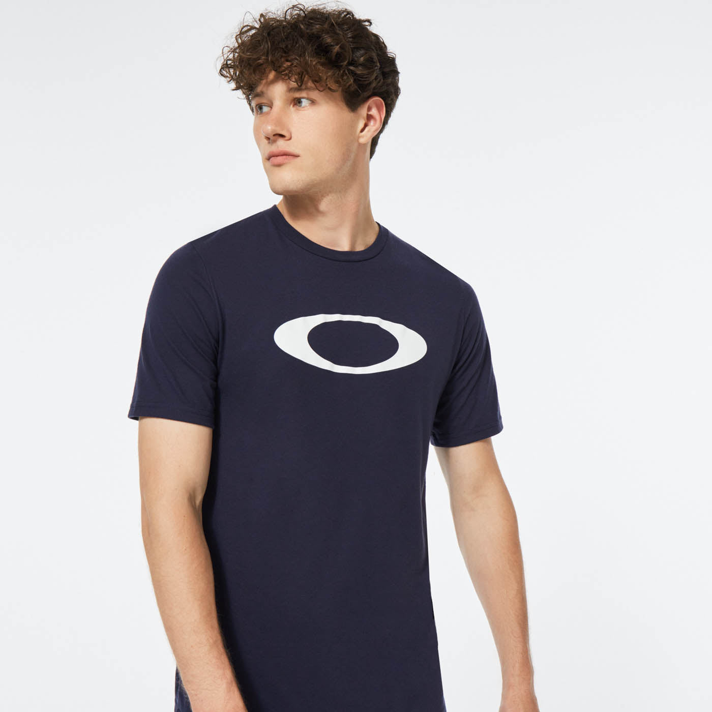 457132 O-BOLD ELLIPSE