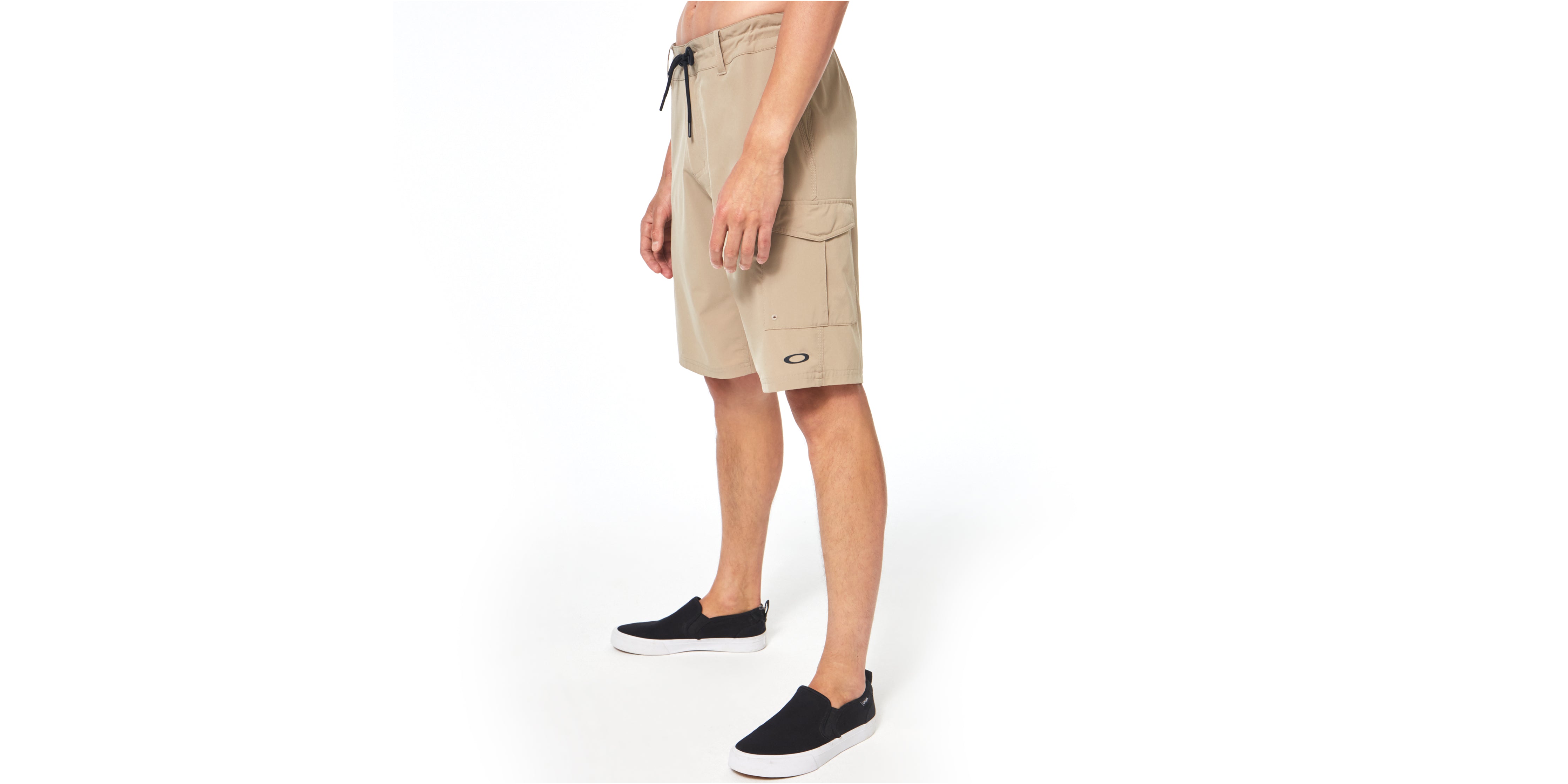 FOA402207 CRUISER CARGO 21 RC HYBRID