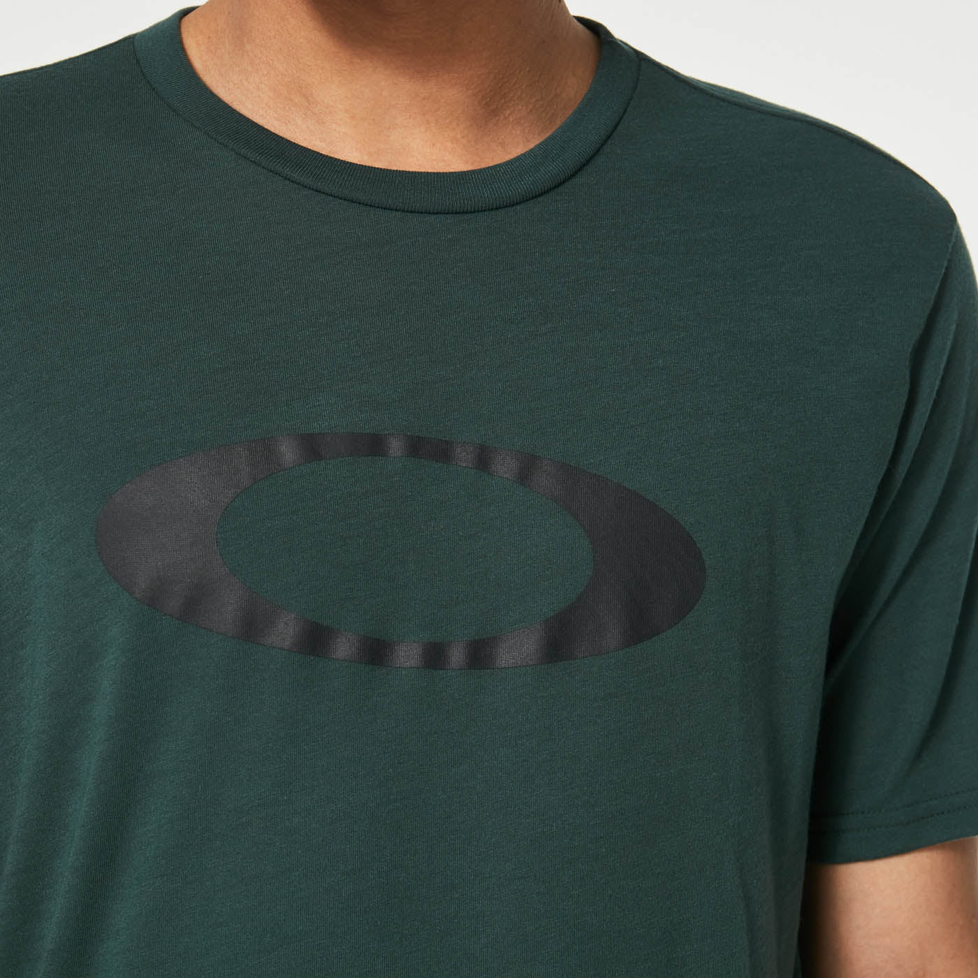 457132 O-BOLD ELLIPSE