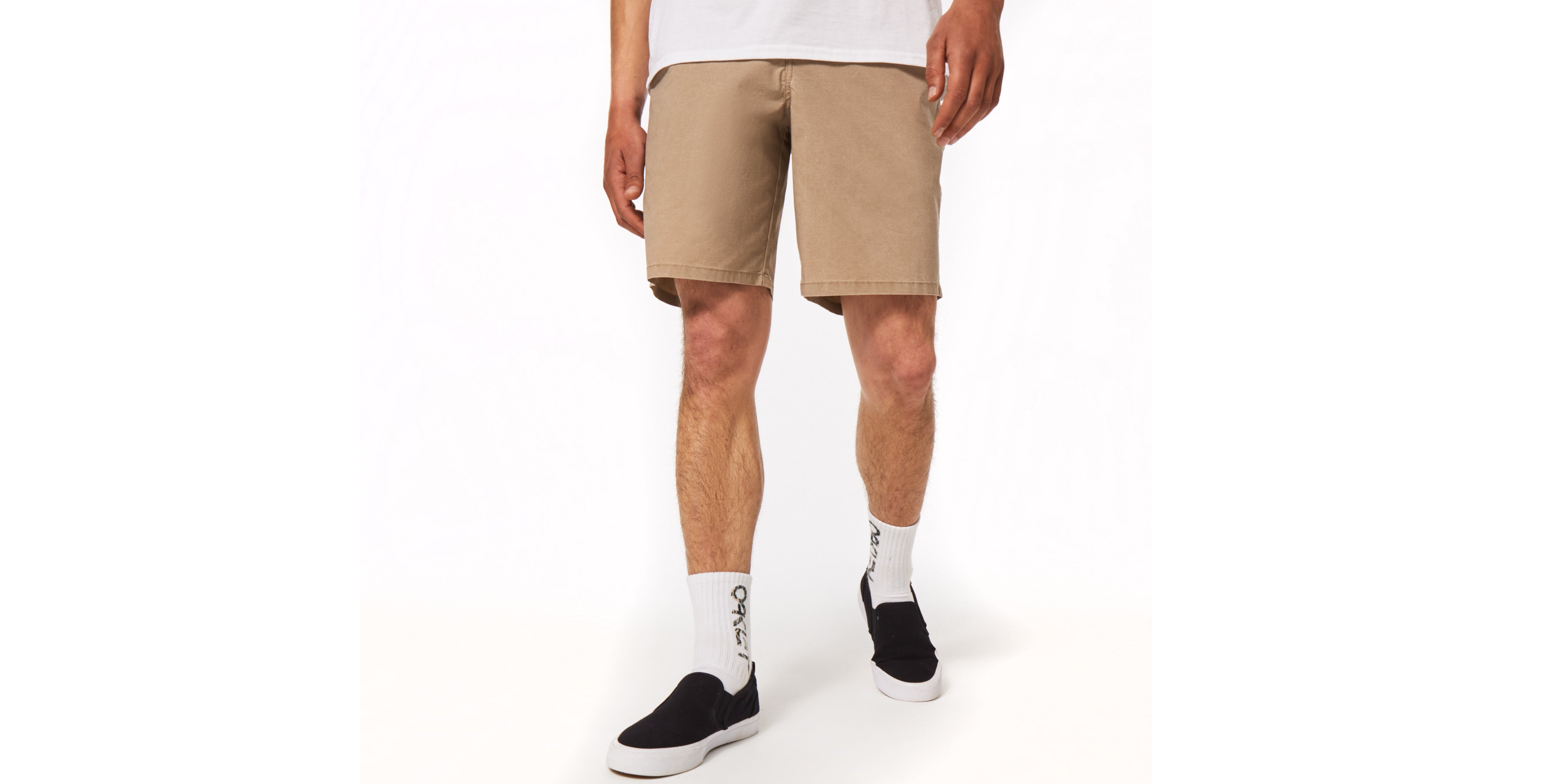 FOA401827 IN THE MOMENT SHORTS