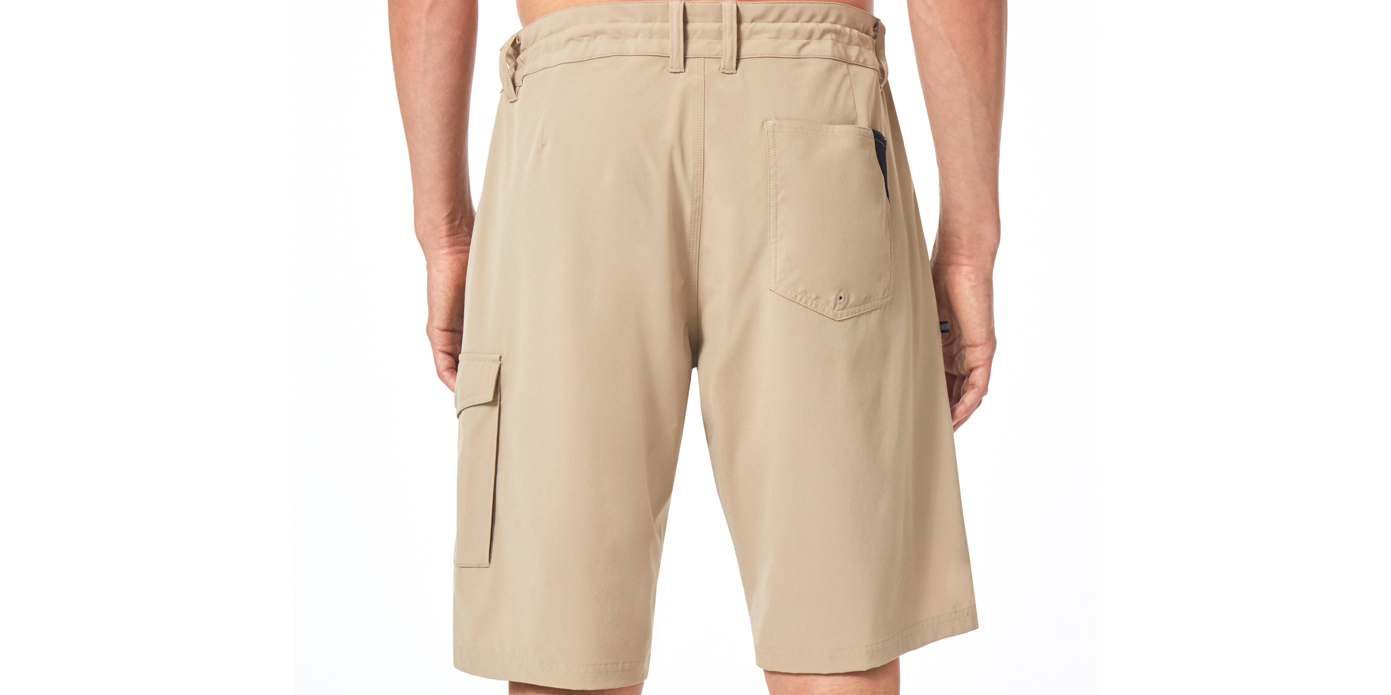 FOA402207 CRUISER CARGO 21 RC HYBRID